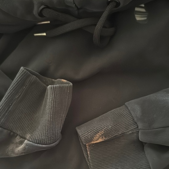 Puma Black Hoodie with Striped Logo - Picture 6 of 7